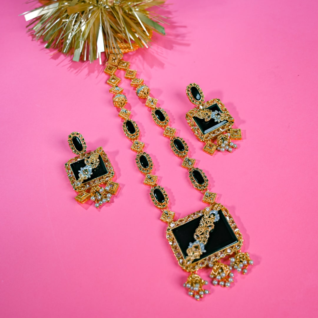 Black Square Metallic Mala Set