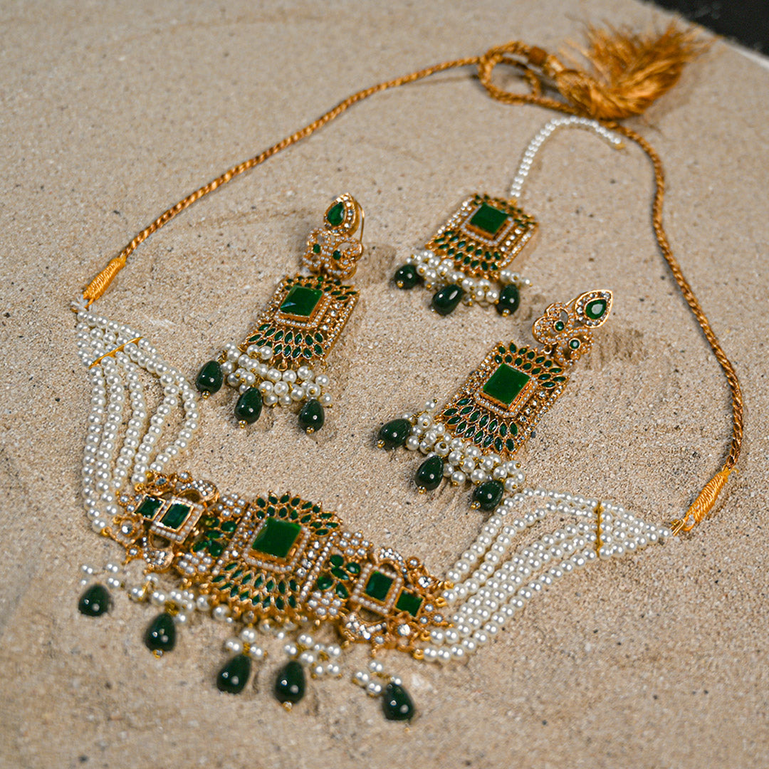Emerald Mega Gold Choker Set