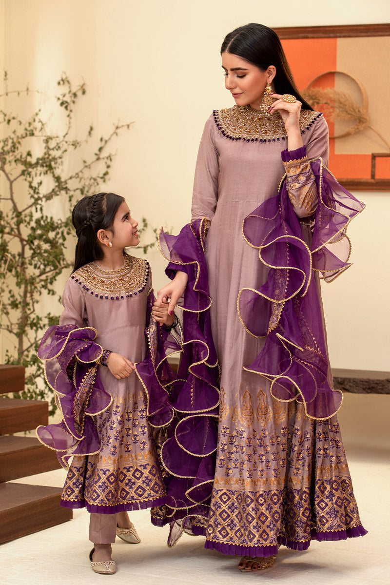 purple combo dress What Color Goes with a Purple Color Dress?