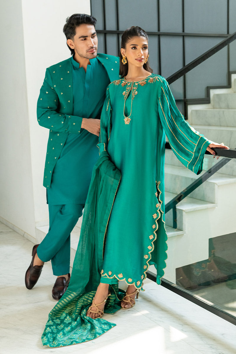 Emerald Green - Trendy Pakistani Women Dresses Online XL Emerald Green - Trendy Pakistani Women Dresses Online XL