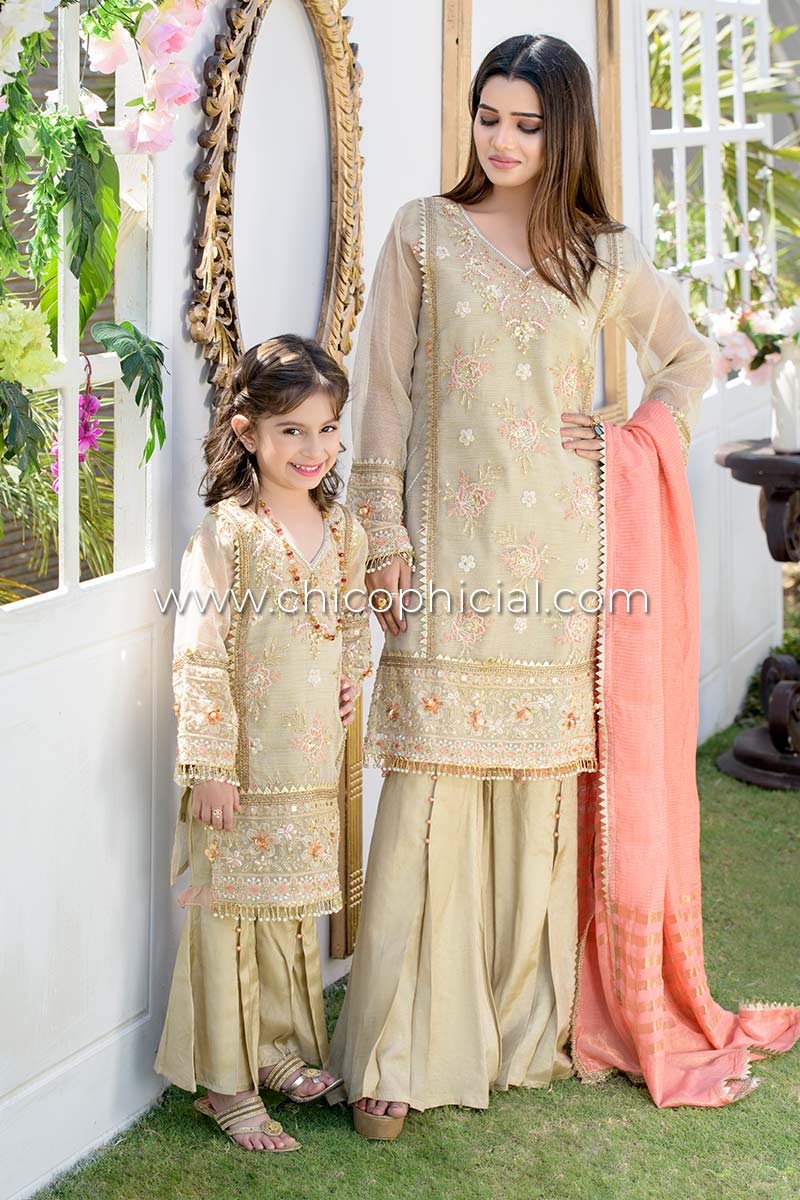 Peachy Gold Mother Daughter Combo